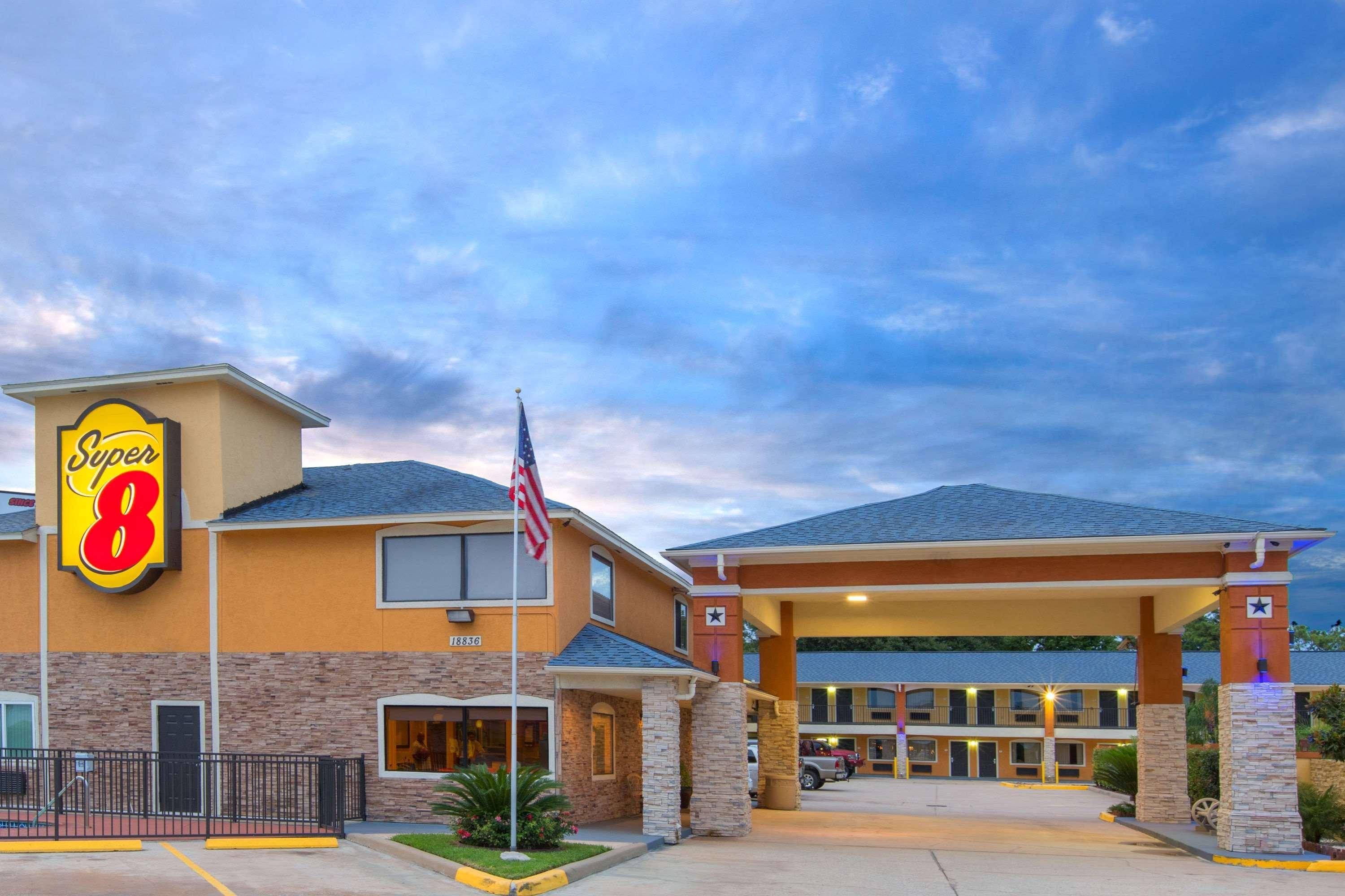 Super 8 By Wyndham Houston/Willowbrook Hwy 249 Extérieur photo